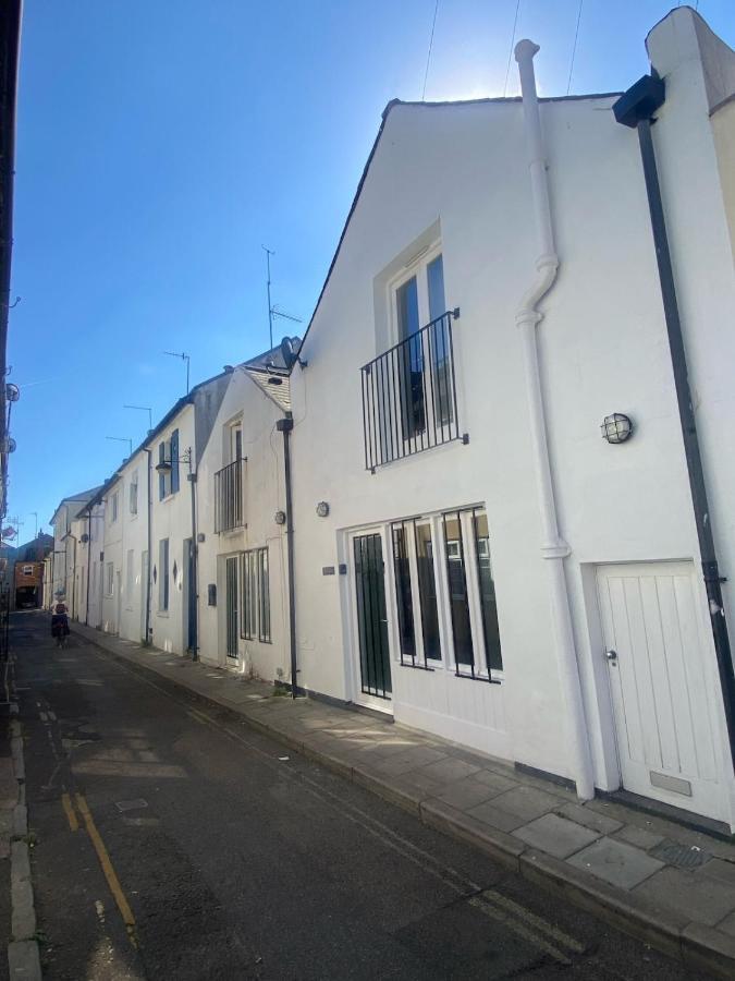 Willa Mrs Butler'S Mews House Okręg wyborczy Hove Zewnętrze zdjęcie